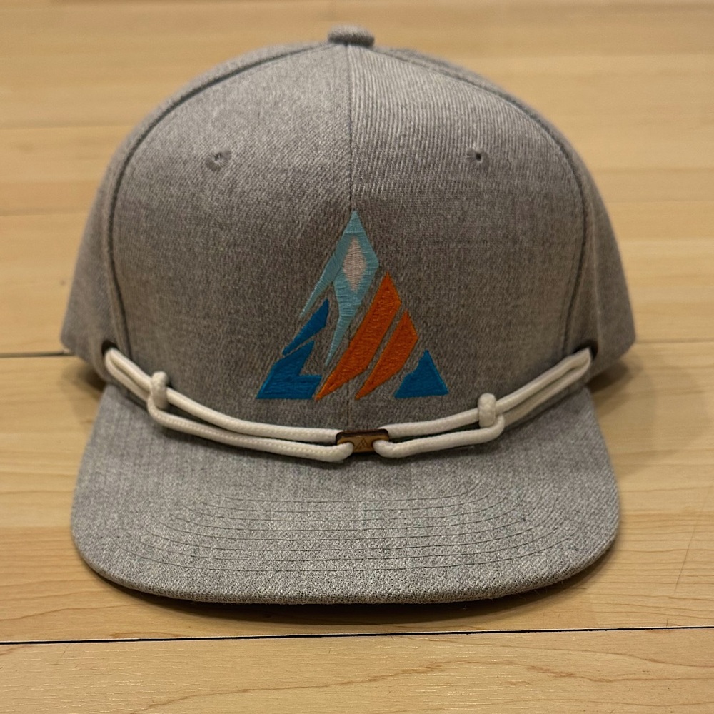 Findlay Logo SnapBack Hat. Limited Edition. NWOT. Grey